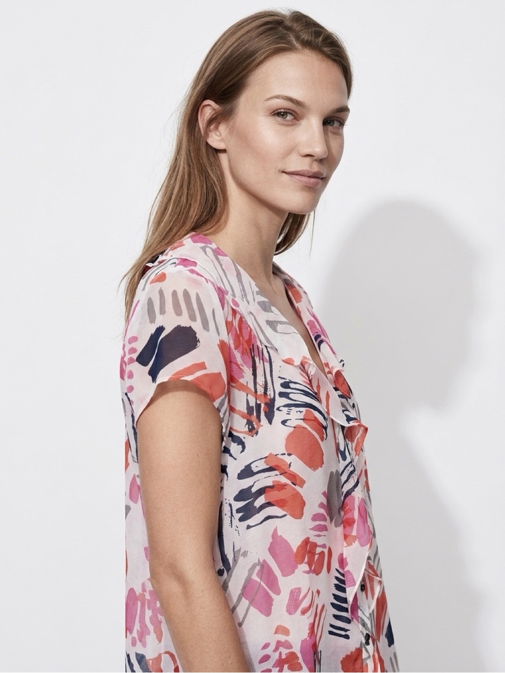 Banana Republic Pink Red Abstract Silk
Cotton Ruffle Top XL. NWT - Picture 8 of 9